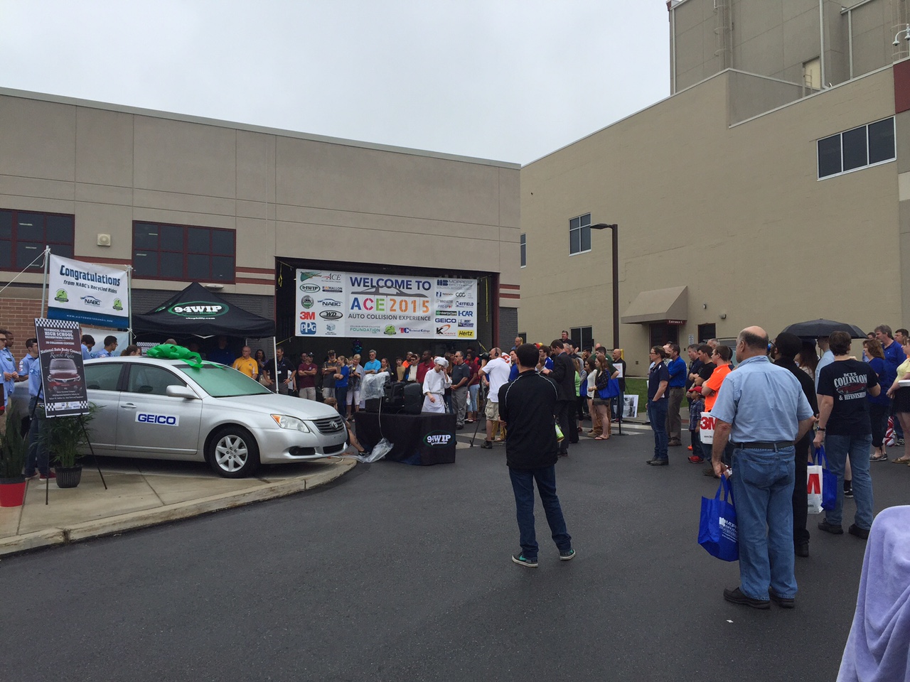 Services Mid Island Collision Center